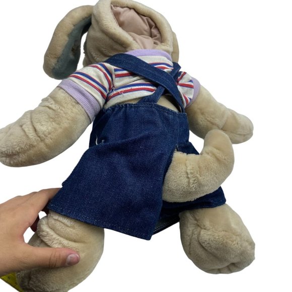 Vintage Ganz Bros 1981 Overalls Collar Wrinkles Hand Puppet Plush Hound Dog Toy - Picture 10 of 10